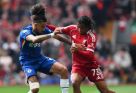 Liverpool marca golaço, mas cede empate ao Chelsea em jogo da Premier League