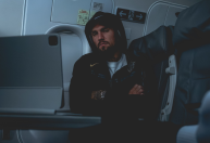 Apresentador do Flow manda recado a Lyanco e faz alerta a zagueiro do Atlético