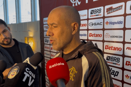Leonardo Jardim, técnico do Flamengo, em entrevista coletiva