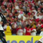 Corinthians busca empate com Santa Fé no fim e segue invicto na Libertadores