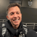 Bernard revela 'ajuda' na negociação com Fred e projeta reencontro no Atlético