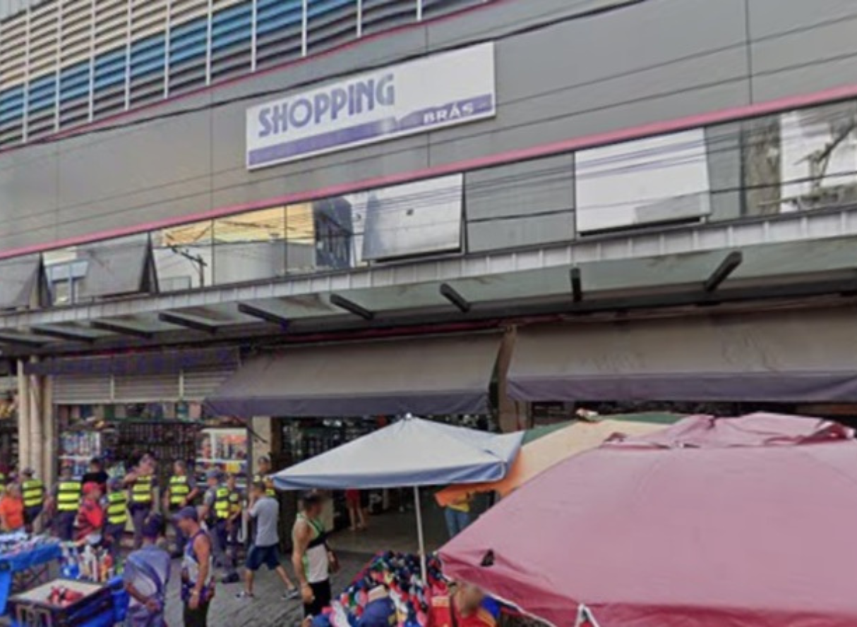 Operação contra falsificação de itens da Copa do Mundo fecha shoppings em SP