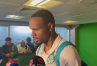 Goleiro do Palmeiras se irrita com pergunta, dá forte resposta e abandona zona mista