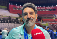 Técnico do Sada Cruzeiro, Filipe Ferraz celebra mais um título e leva ‘banho de gelo’