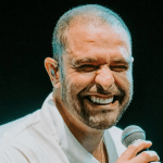 Diogo Nogueira cancela série de shows após diagnóstico de doença grave