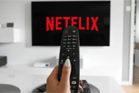 Netflix pode cobrar taxa extra por compartilhamento de senhas