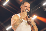 Após alta médica, Diogo Nogueira retomará shows com apresentação em BH