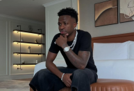 Vini Jr é visto com mulheres após término com Virginia, diz perfil