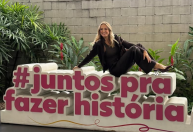 Ticiane Pinheiro abre álbum de fotos e exibe nova fase na Globo