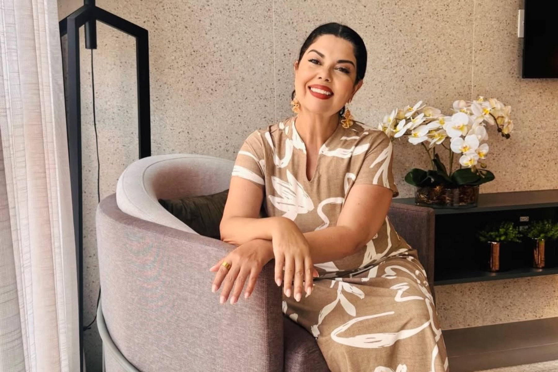 Fabiana Karla impressiona ao mostrar perda de peso: 'Sem canetas'