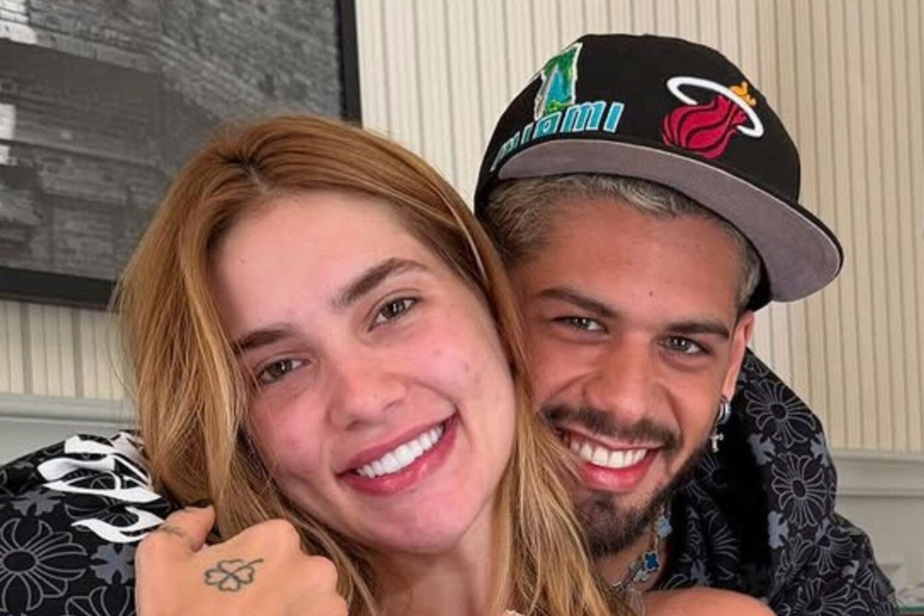 Detalhe em foto de Virginia sugere reconciliação com Zé Felipe; entenda