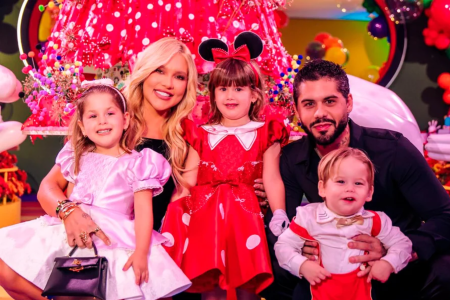 Virginia Fonseca e Zé Felipe fizeram grande comemoração para primogênita