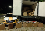 Caminhão com 175 mil maços de cigarro é apreendido na MGC-393 em Além Paraíba