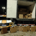 Caminhão com 175 mil maços de cigarro é apreendido na MGC-393 em Além Paraíba