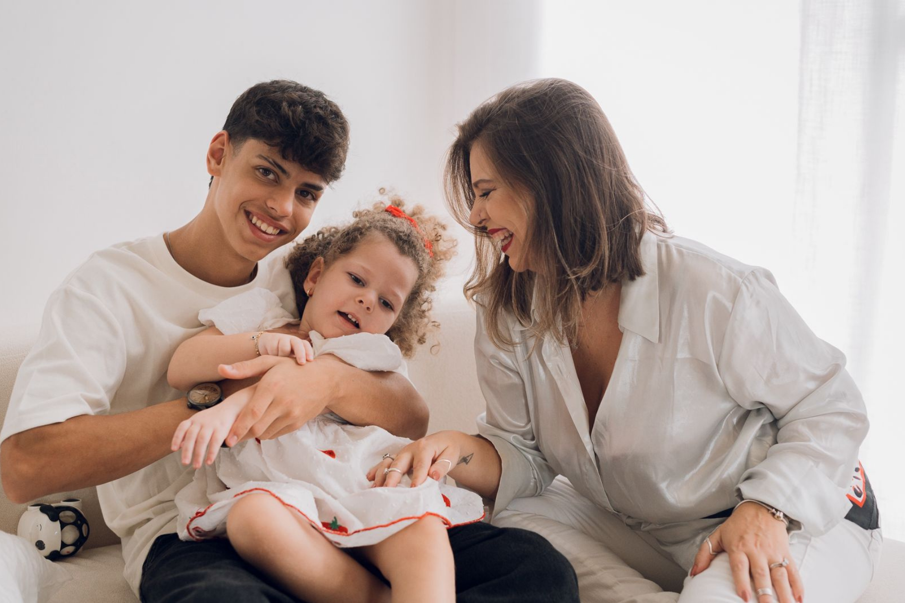 ‘Sem heroísmo, sem pena’: o amor nas várias facetas da maternidade atípica