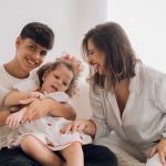 ‘Sem heroísmo, sem pena’: o amor nas várias facetas da maternidade atípica