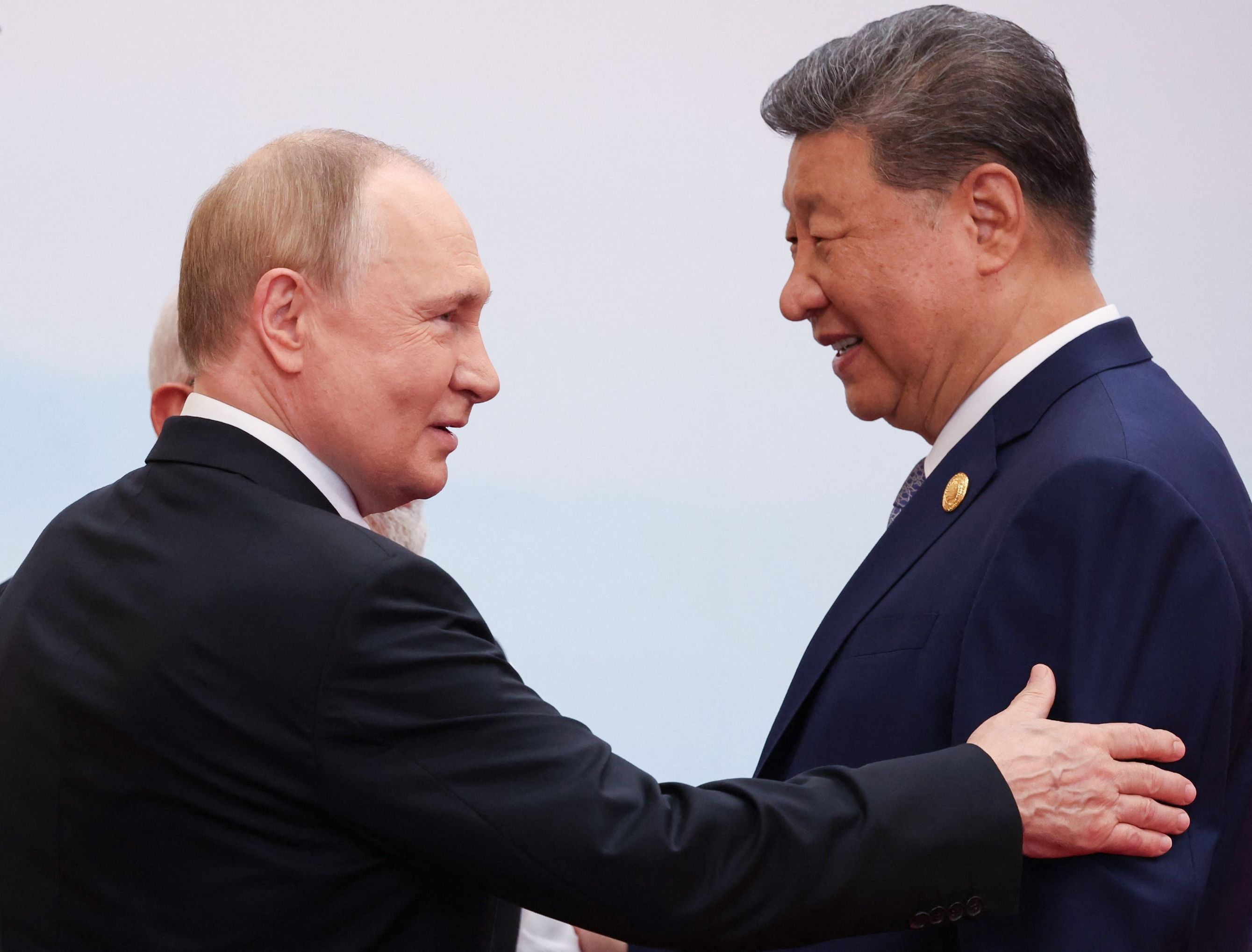 Após encontro com Trump, Xi Jinping receberá Putin na China na próxima semana