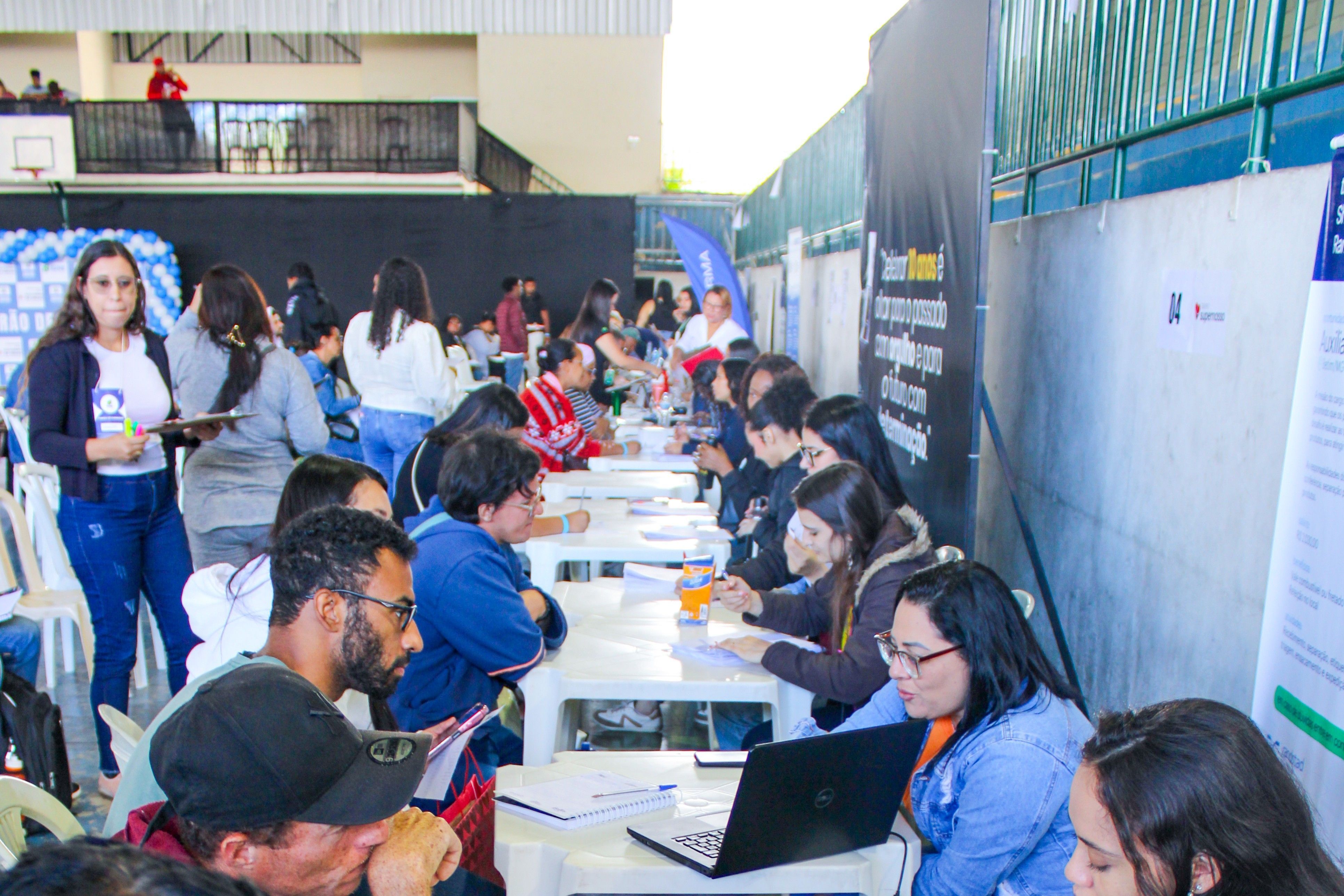 Feirão de Emprego em Ribeirão das Neves oferece mais de 500 vagas nesta quarta (13)