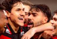 Flamengo vence o Estudiantes e garante classificação antecipada na Libertadores