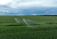 Na contramão, drones e máquinas elétricas dispararam em vendas na Agrishow 2026