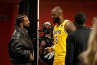 Astro do rap lança novo álbum com 'indiretas' a LeBron James