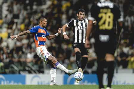 Junior Alonso fez última partida com a camisa do Atlético