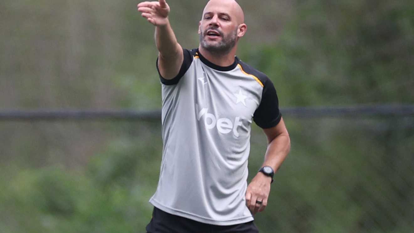 Escalação do Botafogo: o provável time para enfrentar o Bahia pelo Brasileirão