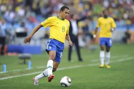 Gilberto Silva, pentacampeão mundial pela Seleção Brasileira