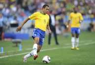 Pentacampeão, Gilberto Silva revela opinião sobre Neymar na Copa do Mundo