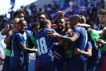 Seleção do Cabo Verde em viória contra a Sérvia