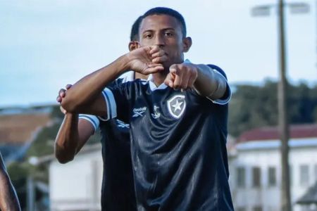 Botafogo Sub-20 comemora vitória