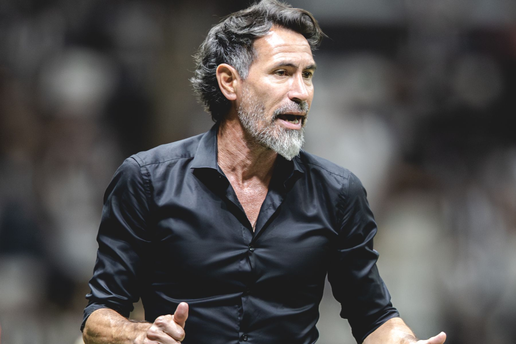 Barba responde sobre carências do elenco do Atlético e jovens da base após 'vacilo'