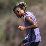 Danilo não se empolga com oferta do Zenit, e Palmeiras tenta convencer Botafogo