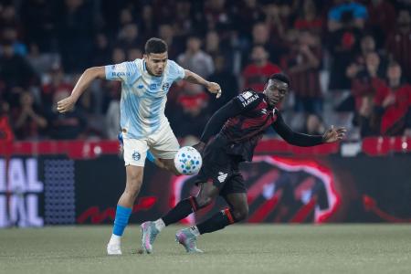 Athletico-PR e Grêmio em jogo pelo Brasileirão