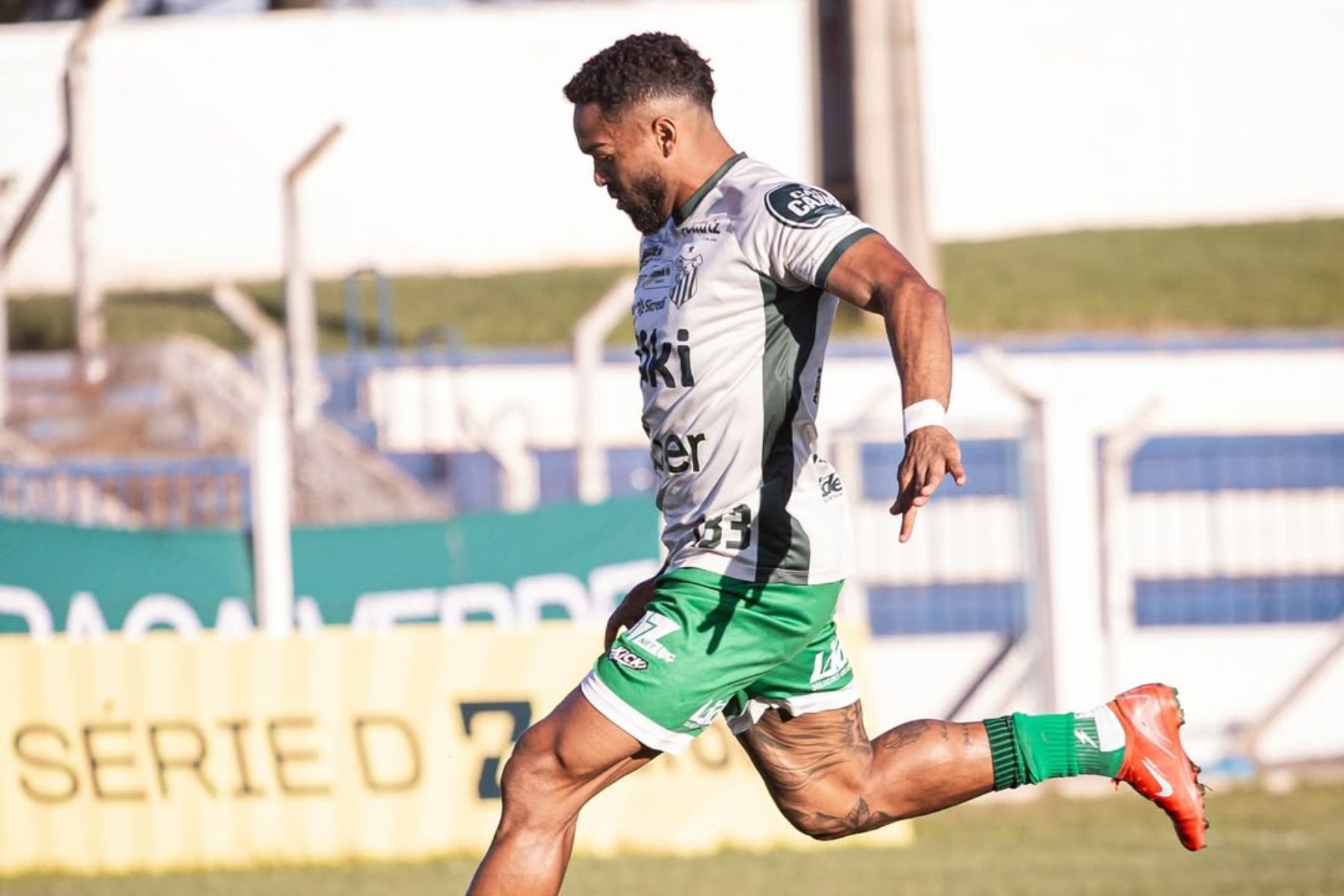 Uberlândia cede empate ao Ivinhema, mas segue líder do grupo na Série D