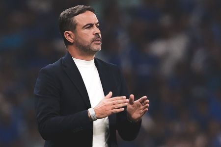 Artur Jorge, treinador do Cruzeiro