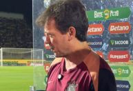 Diniz sobe o tom e detona arbitragem após derrota do Corinthians para o Mirassol