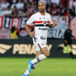 São Paulo confirma cirurgia de Lucas após ruptura na perna direita