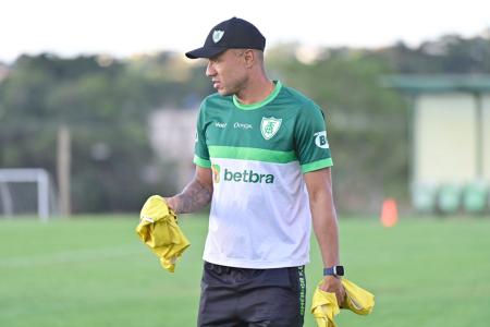 Roger Silva, treinador do América