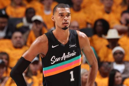 Victor Wembanyama, pivô do San Antonio Spurs
