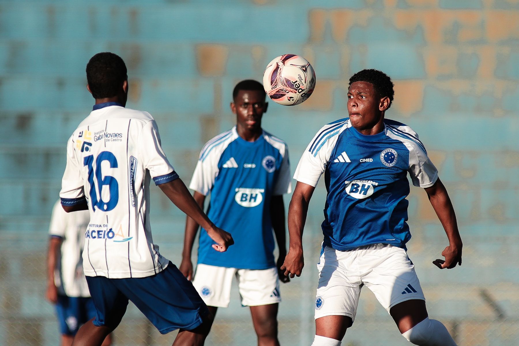 Cruzeiro goleia CSA, faz 10 a 0 no agregado e vai à semi na Copa do Brasil Sub-17