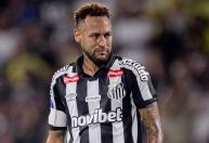 Neymar quebra o silêncio, explica briga com Robinho Jr. e critica repercussão