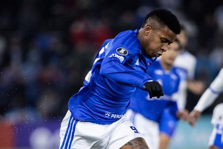 Arroyo em ação pelo Cruzeiro contra a Universidad Católica-CHI • Gustavo Aleixo/Cruzeiro