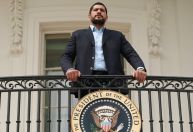 UFC: Donald Trump se impressiona com aspecto físico de Alex Poatan
