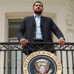 UFC: Donald Trump se impressiona com aspecto físico de Alex Poatan