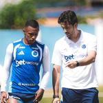 Atacante segue fora, mas Marquinhos viaja e reforça Cruzeiro contra o Bahia