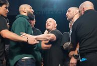 UFC: Chimaev e Strickland protagonizam 'barraco' com provocações fora do tom em encarada