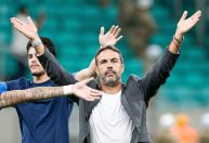 Cruzeiro 'muda o chip' mais uma vez, e Artur Jorge crava prioridade do momento