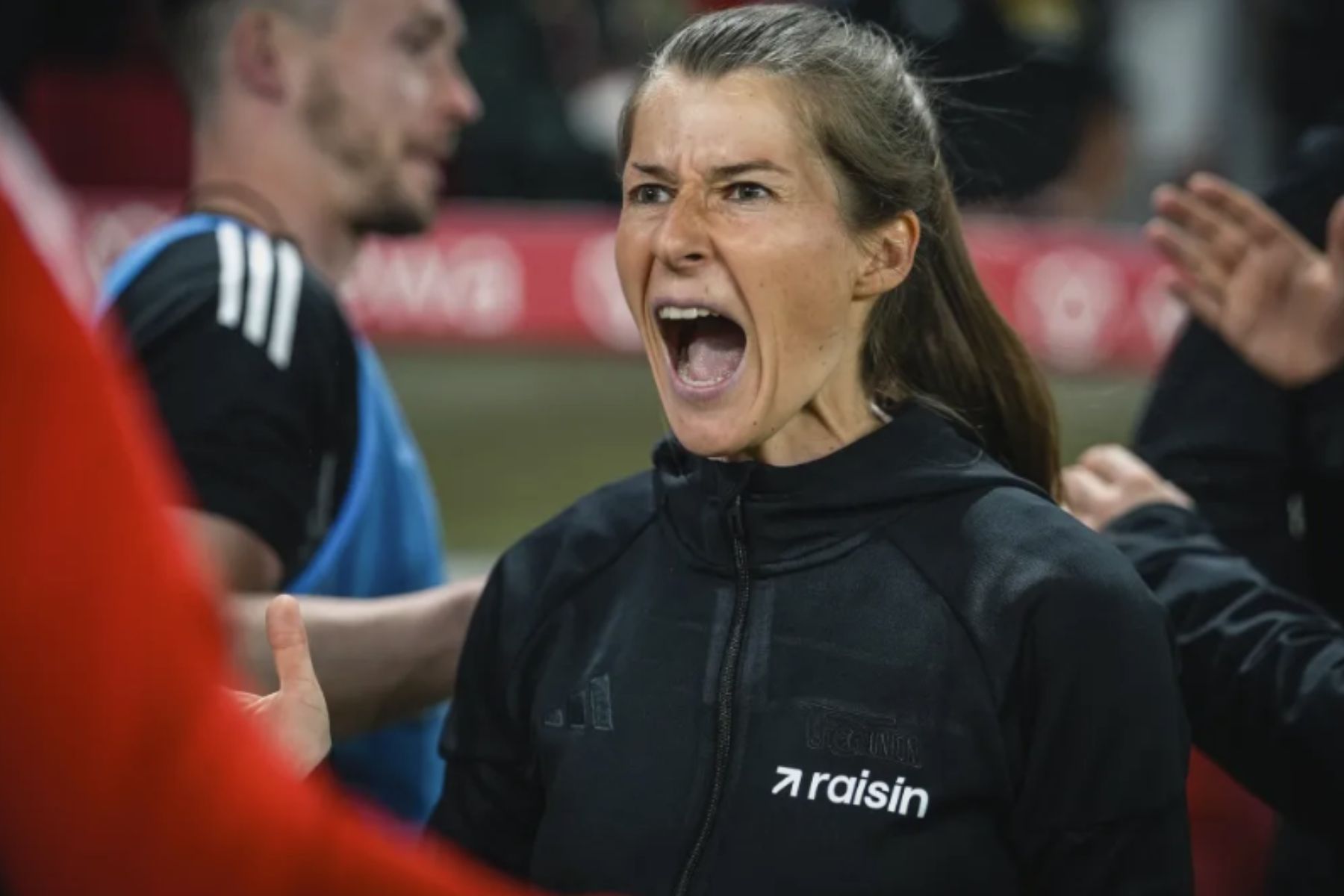 Marie-Louise Eta conquista primeira vitória como técnica do Union Berlin na Bundesliga