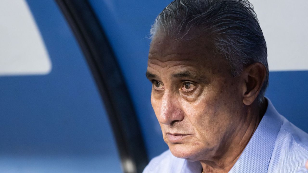 Tite reconhece erro ao recusar convite do Corinthians em 2023